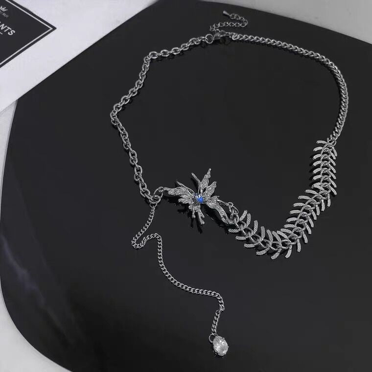 Women's Fashion Fishbone Chain Butterfly Pendant Necklace